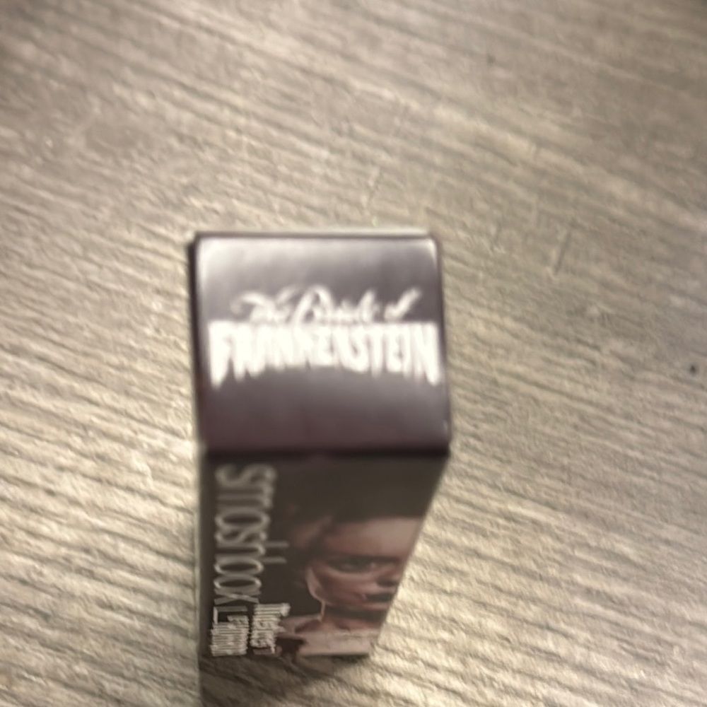 Smashbox Masters of Horror Lipstick - Picture 4 of 8